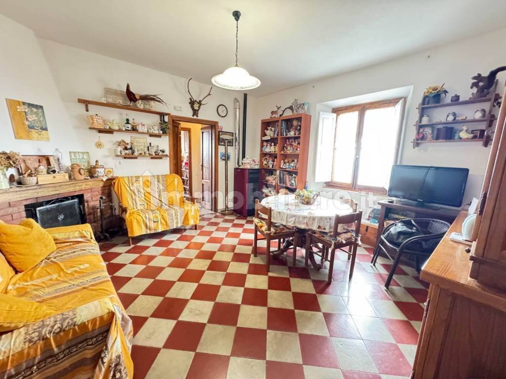 Appartamento in vendita a Reggello