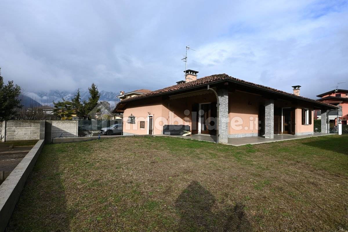 Villa in vendita a Gravellona Toce