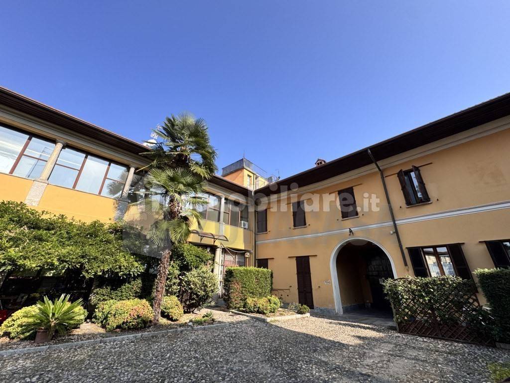 Casa indipendente in vendita a Somma Lombardo