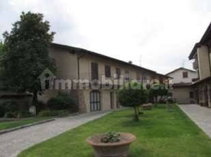 Casa indipendente in vendita a Romano di Lombardia