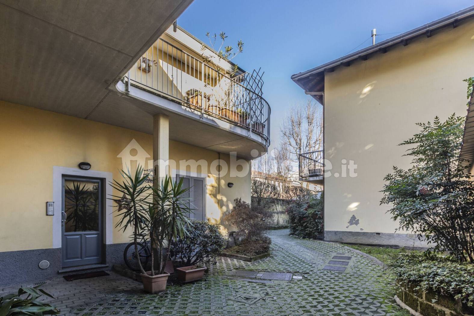 Appartamento in affitto a Saronno