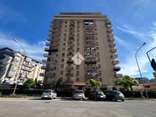 4-room flat via giuseppe pianell 37, Settecannoli, Palermo