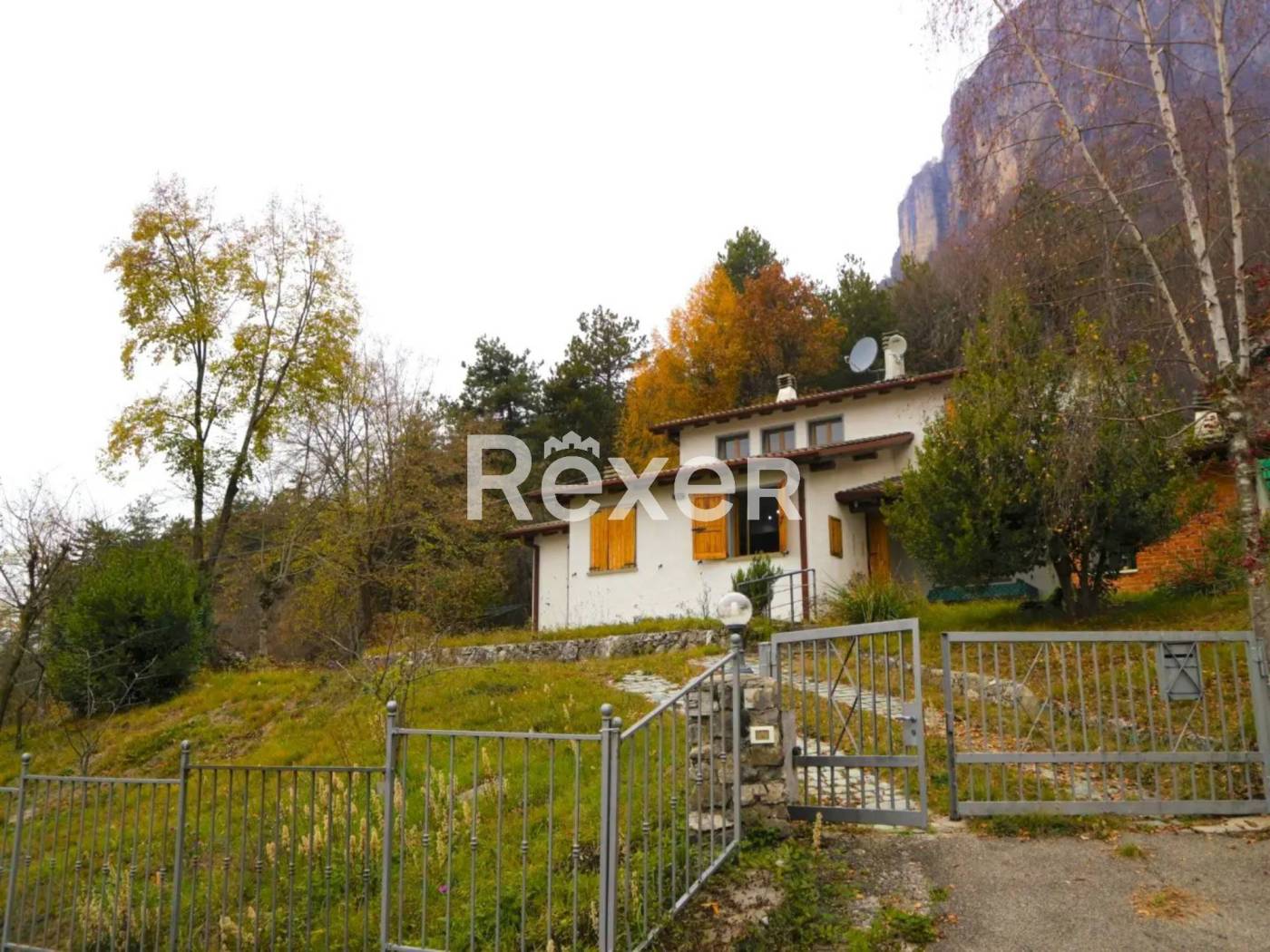 Casa indipendente in vendita a Villa Minozzo