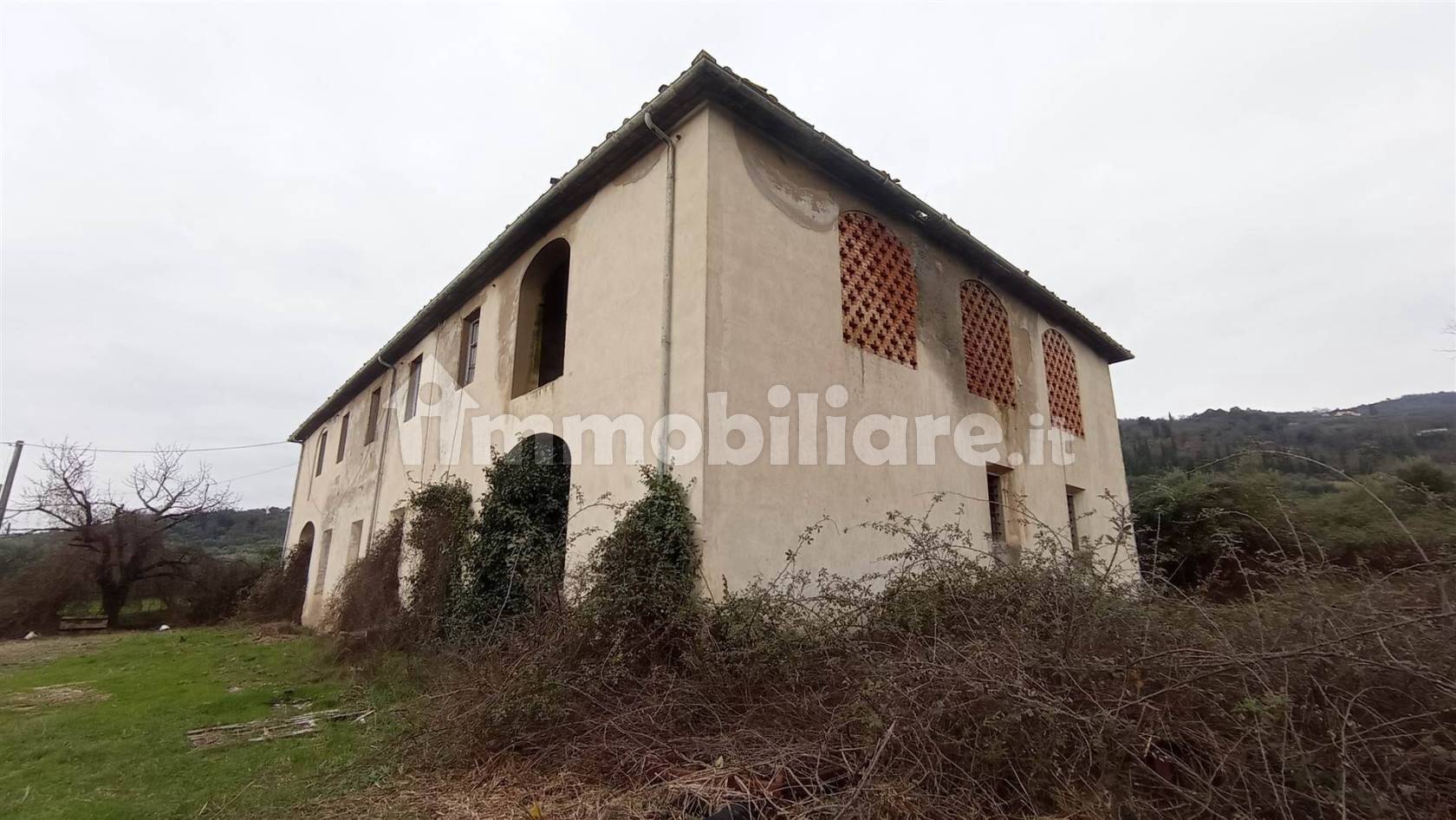 Rustico - Casale in vendita a Pistoia