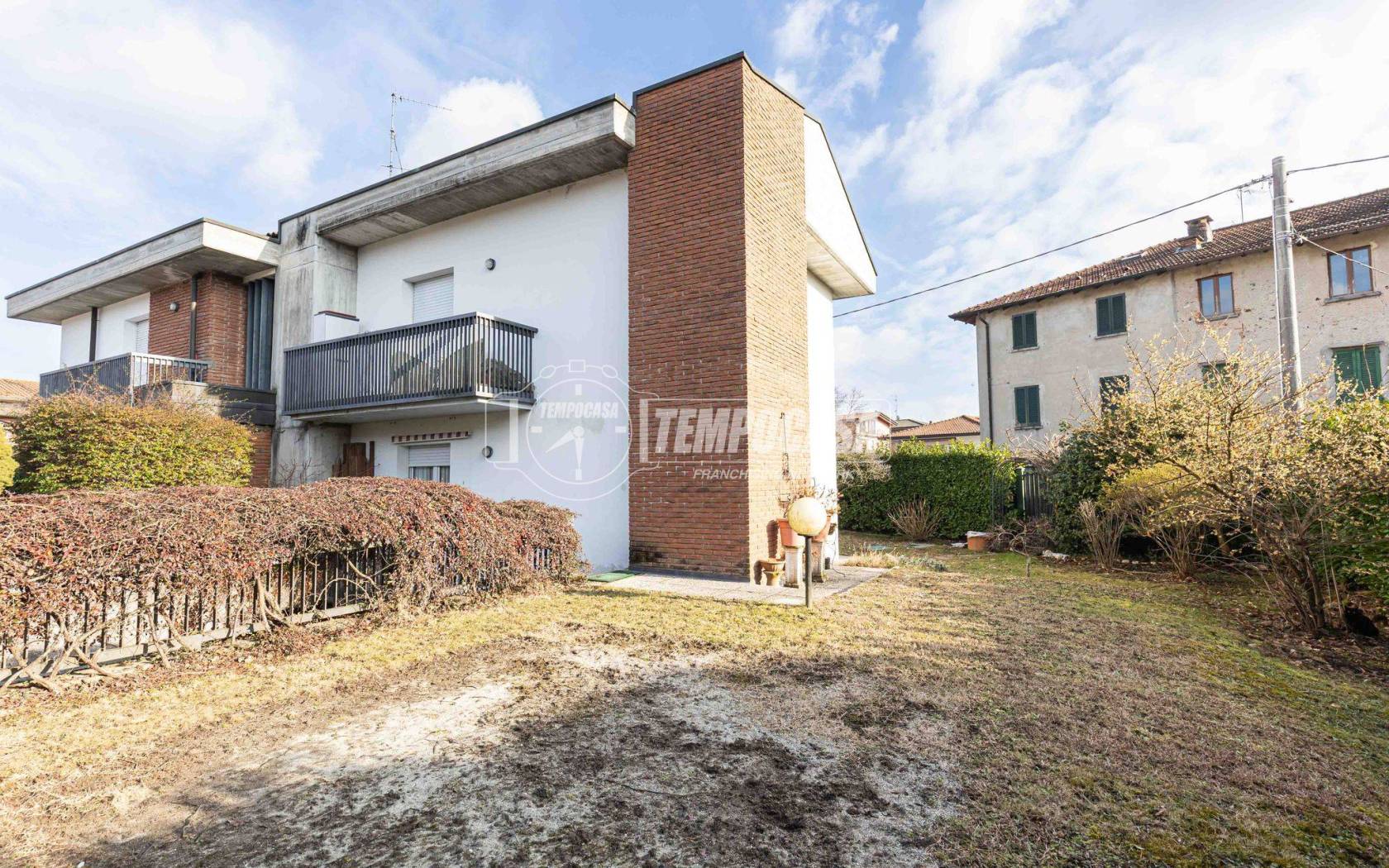 Appartamento in vendita a Alzate Brianza