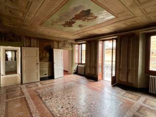 4-room flat via Santa Maria in Chiavica 8, Centro Storico, Verona