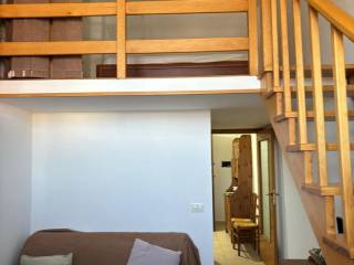 2-room flat via Nuova Marina 110, Mercato, Naples