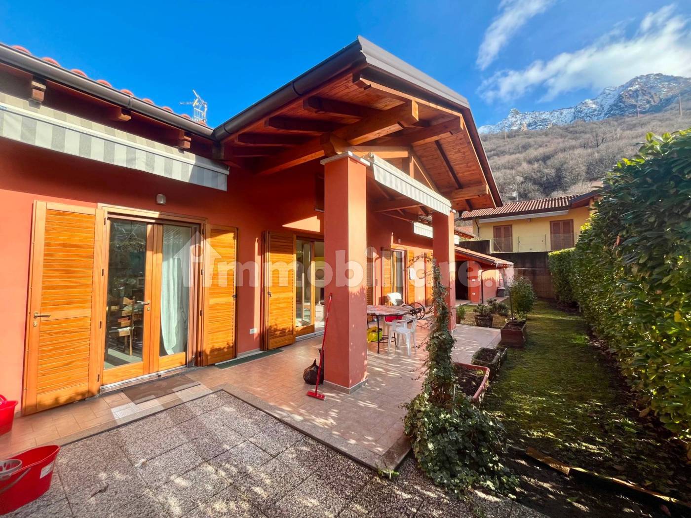 Villa in vendita a Omegna