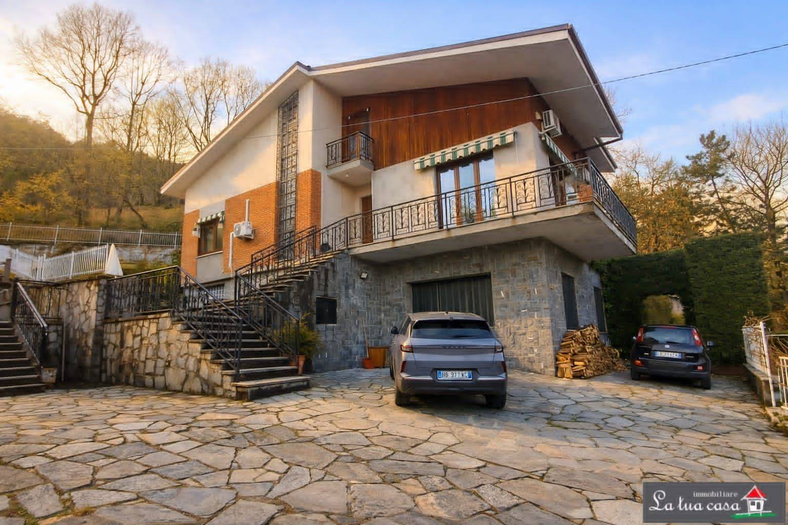 Villa in vendita a Val della Torre