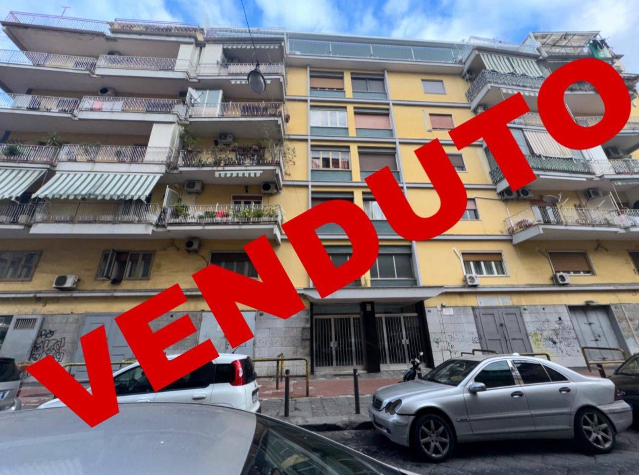 Appartamento in vendita a Napoli