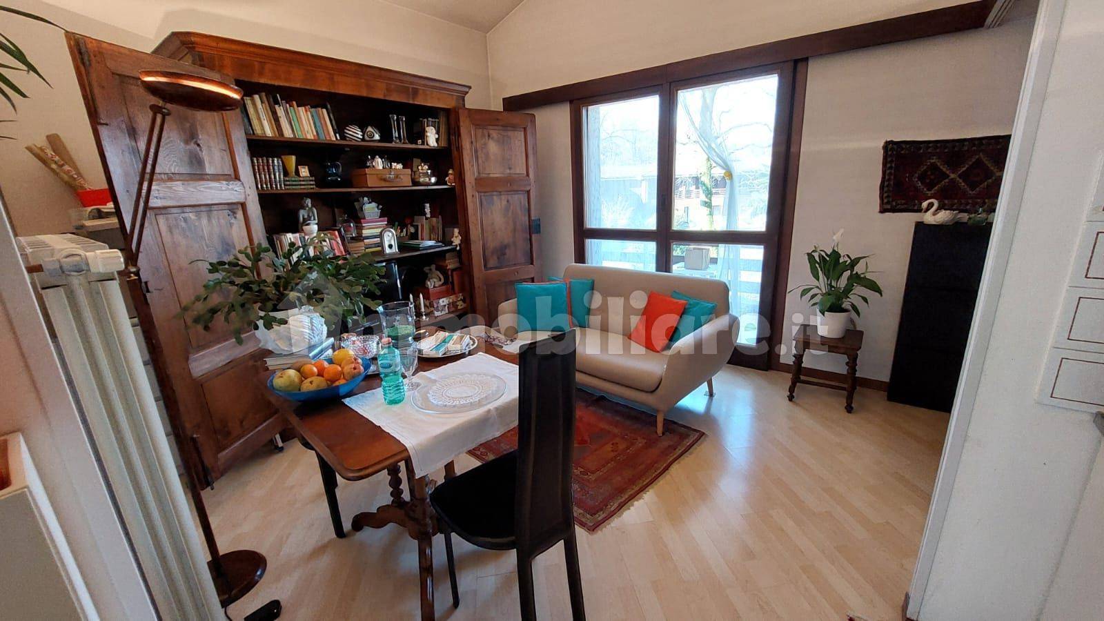 Appartamento in vendita a Ispra