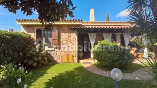Villa in vendita a San Teodoro