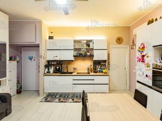 2-room flat via Golfo degli Aranci 22, Ponte Nuovo, Milan