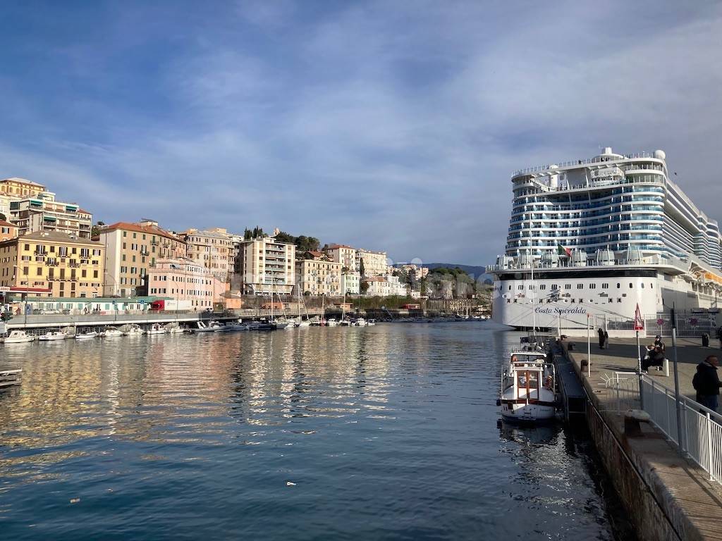 Vendita Appartamento in via dei Calafati. Savona. Ottimo stato, secondo ...