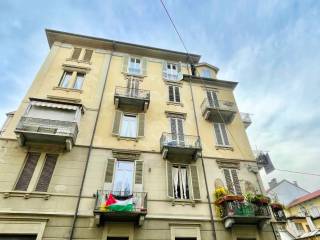 2-room flat via Urbino 34, Aurora, Turin