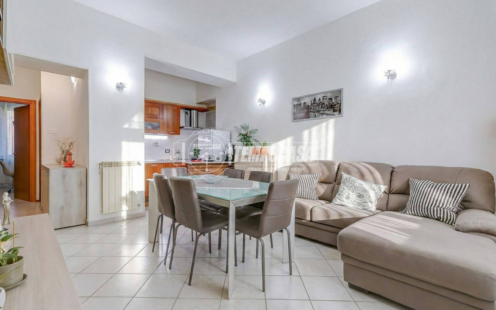 Appartamento in vendita a Varano Borghi