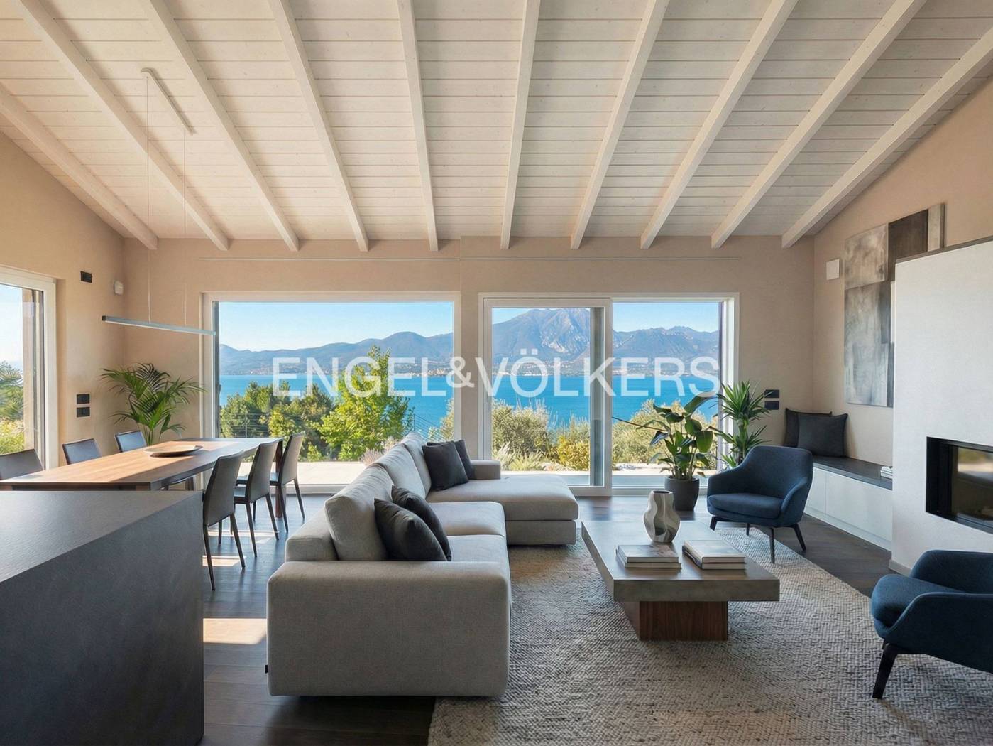 Villa in vendita a Torri del Benaco