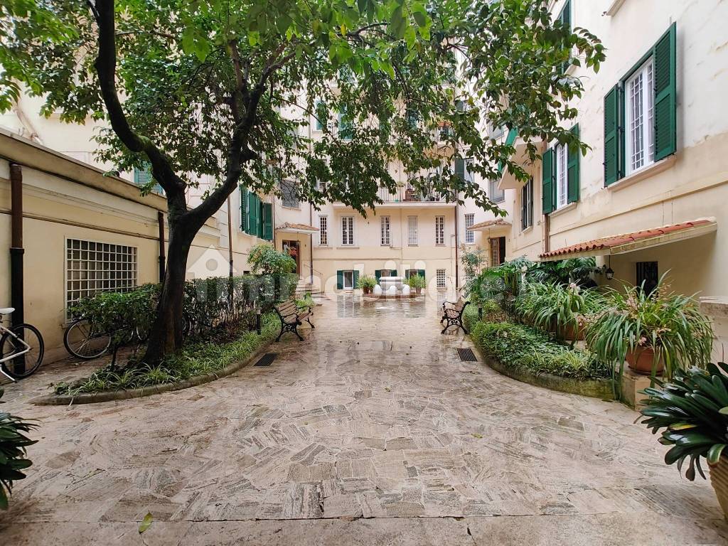 Ufficio Studio Piazza San Saturnino 5 Roma Rif 126679453 ufficio-studio-piazza-san-saturnino-5-roma-rif-126679453