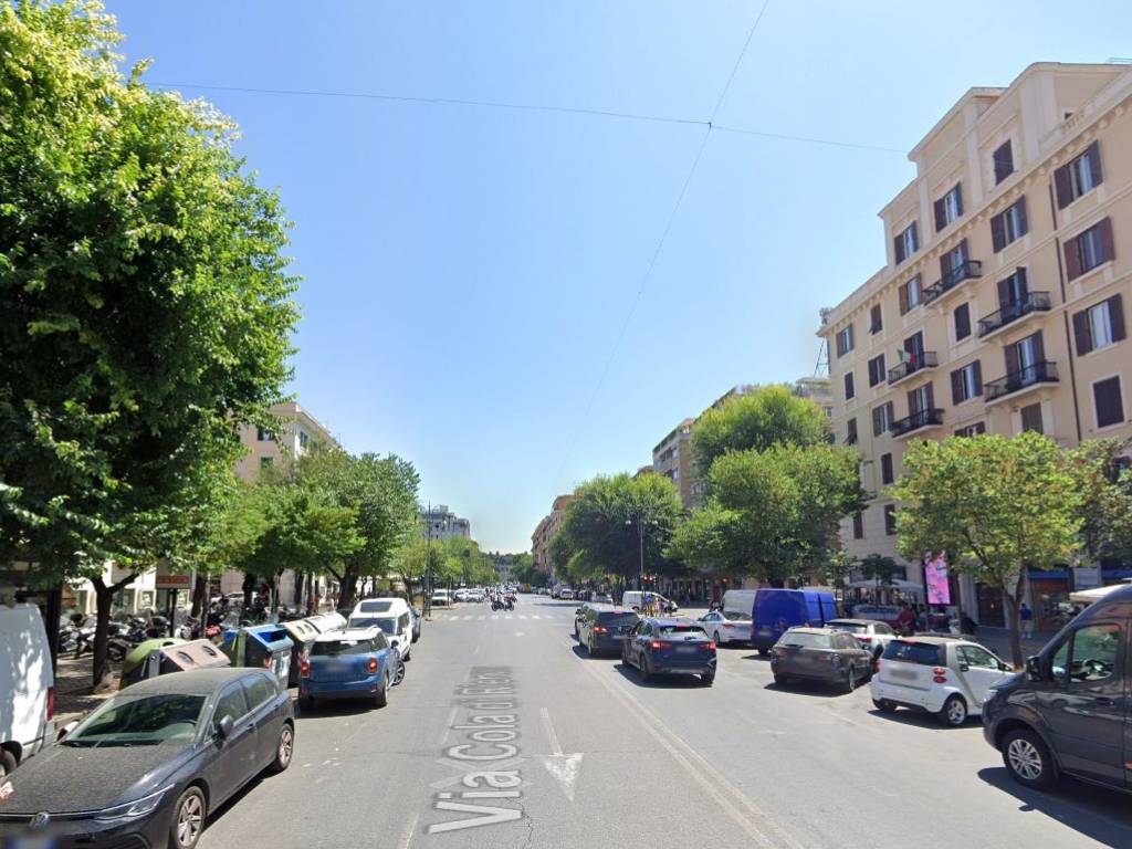 Via Cola Locale commerciale via Cola di Rienzo, Roma, Rif. 126704937 ...