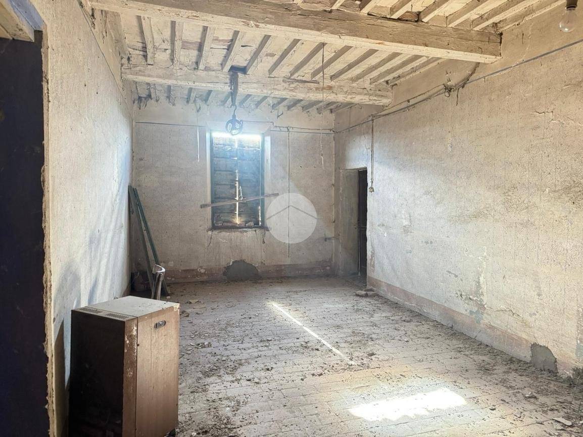 Rustico - Casale in vendita a Castellucchio