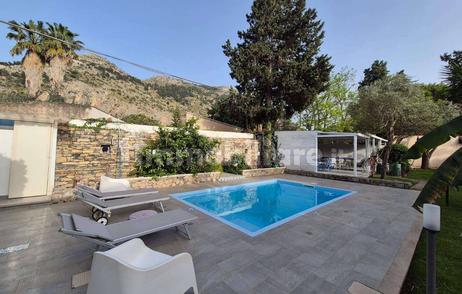 Villa in affitto a Palermo