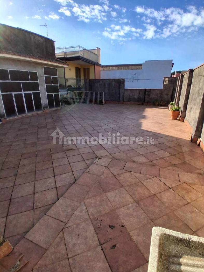 Villa in vendita a Fiumefreddo di Sicilia