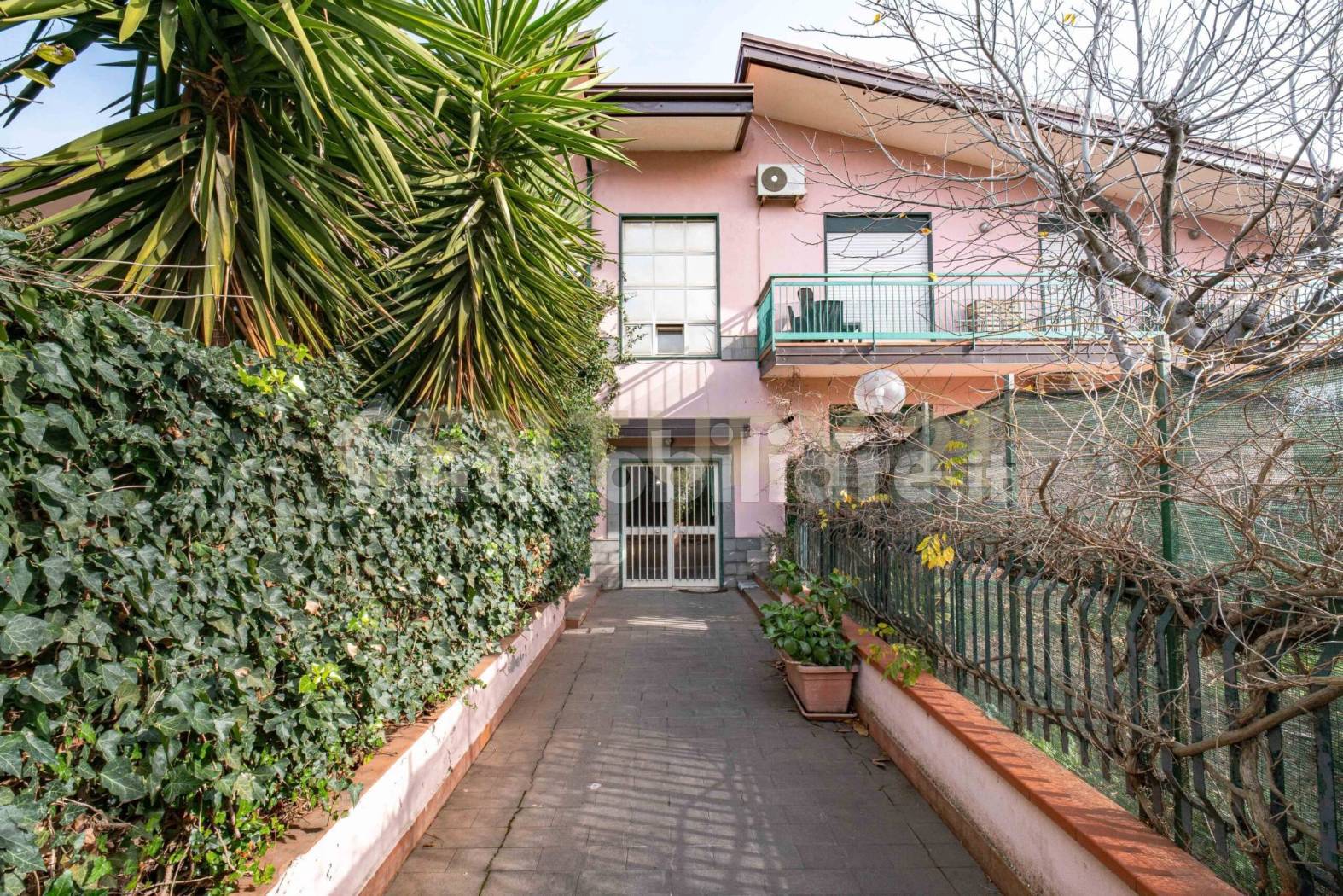 Appartamento in vendita a Pedara