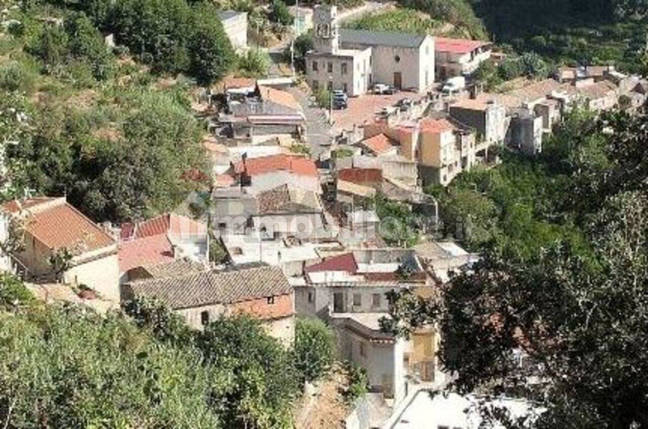 Casa indipendente in vendita a Rometta