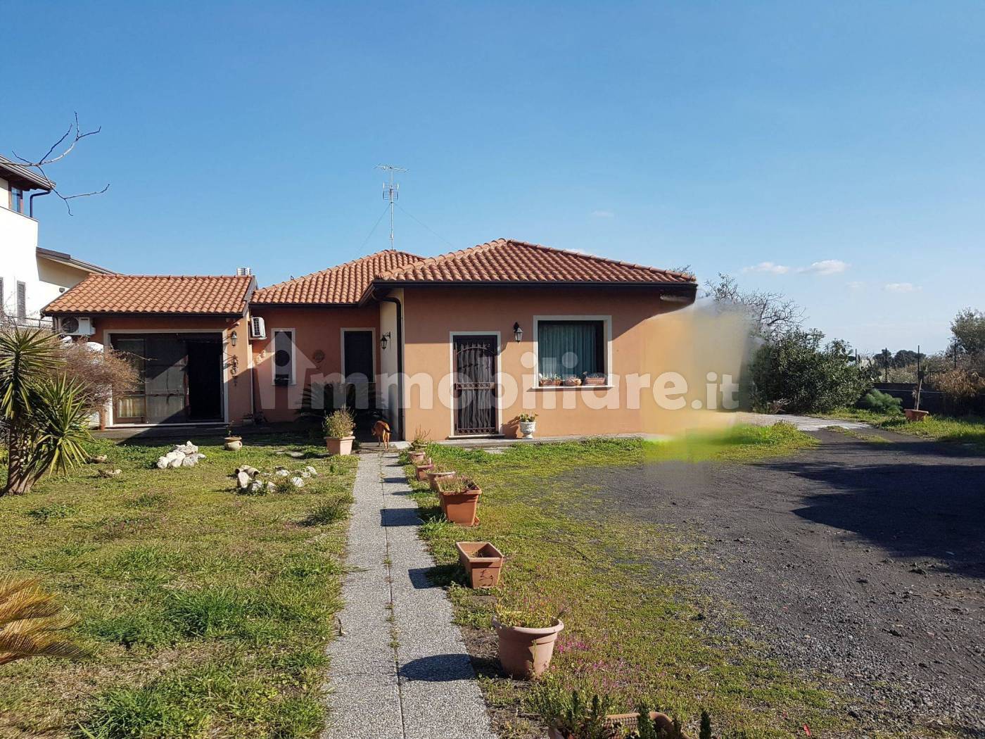 Villa in vendita a Pedara