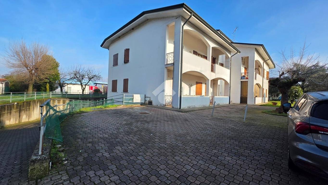 Appartamento in vendita a Borgo Virgilio