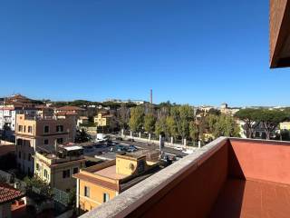 2-room flat via Gaetano Astolfi, 16, Portuense, Rome