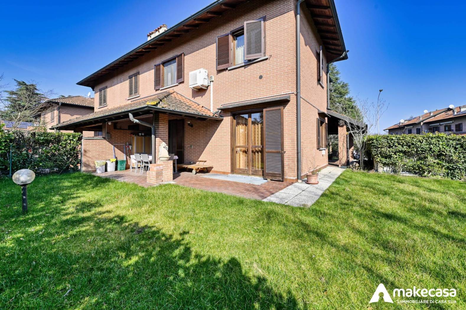 Villa in vendita a Vizzolo Predabissi