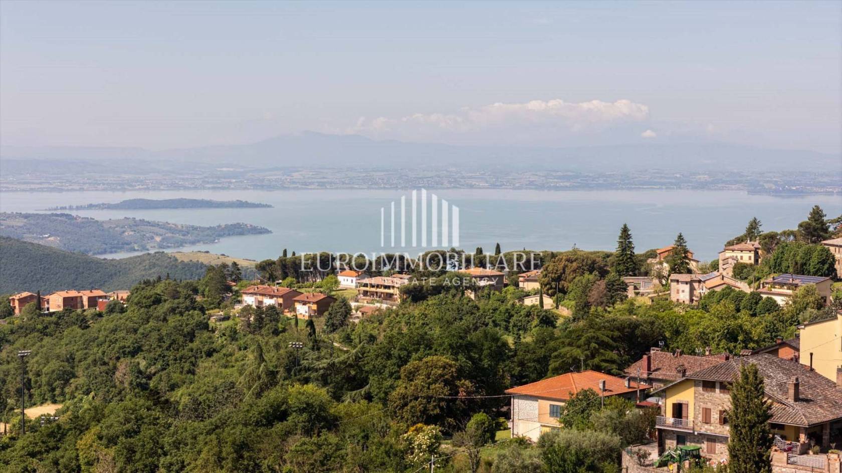 Villa in vendita a Passignano sul Trasimeno
