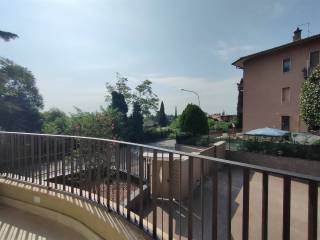 3-room flat via Caroto 13, Borgo Venezia, Verona