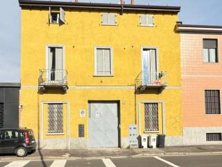 Bilocale via Arcangelo Corelli 19, Ortica, Milano