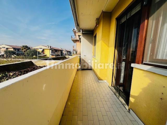 Appartamento in vendita a Azzano San Paolo