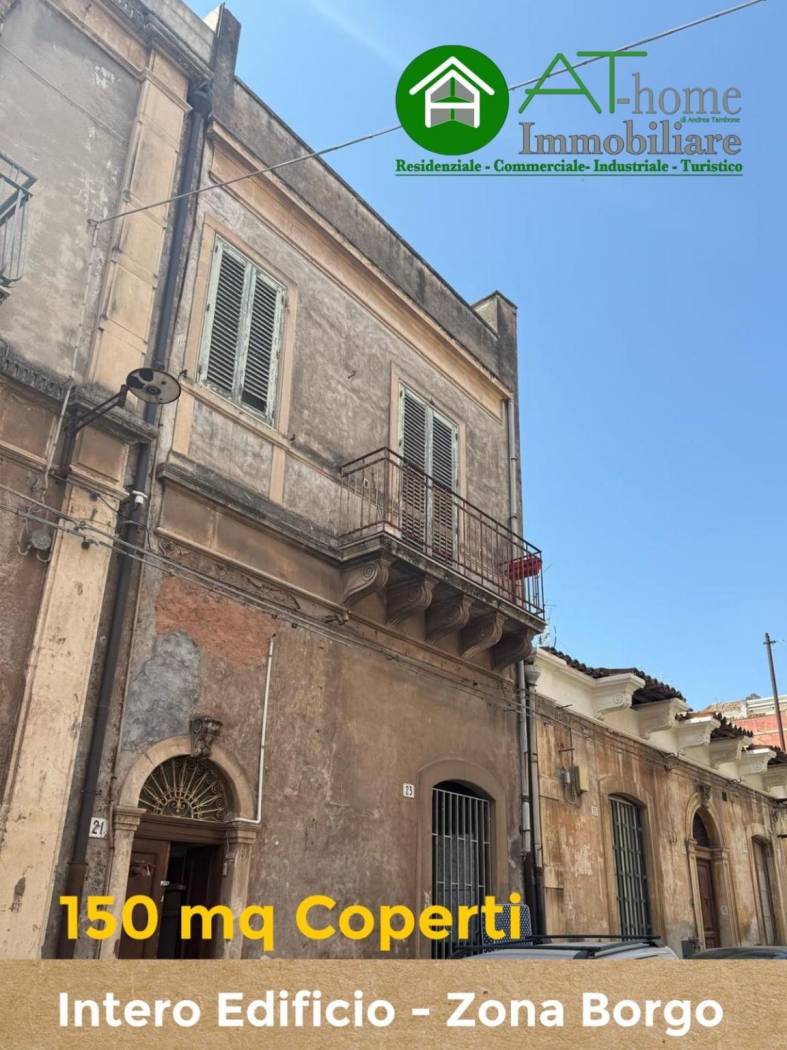 Palazzo - Edificio in vendita a Catania