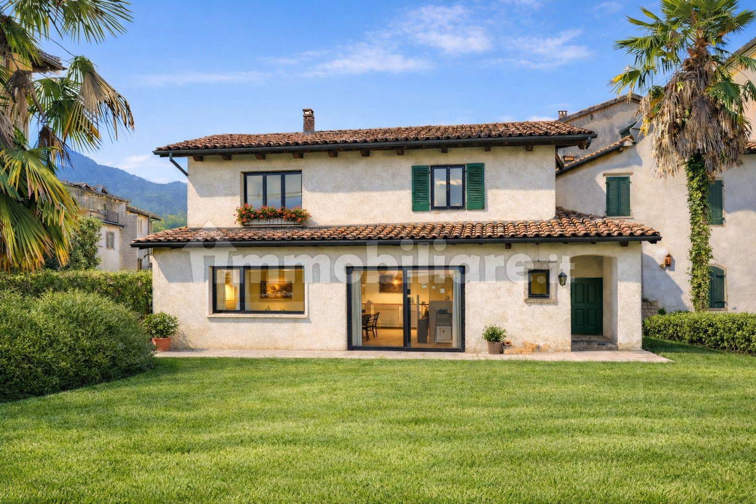 Rustico - Casale in vendita a Dro