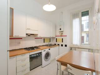 3-room flat via Vignola 2, Bocconi, Milan