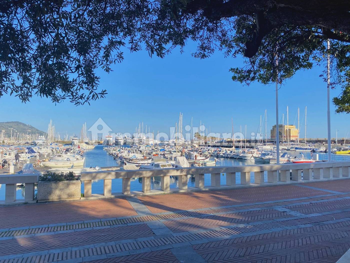 Appartamento in vendita a Imperia