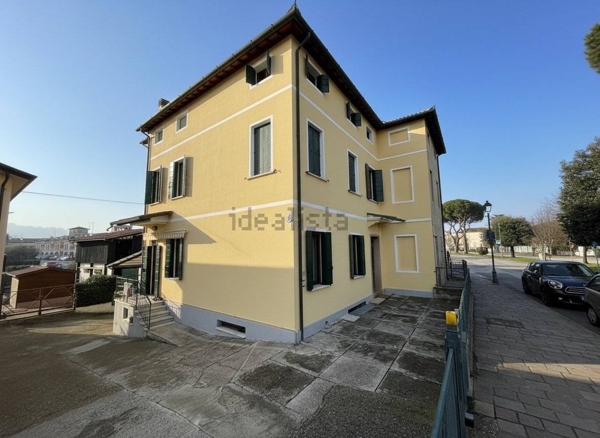 Villa in vendita a Torreglia