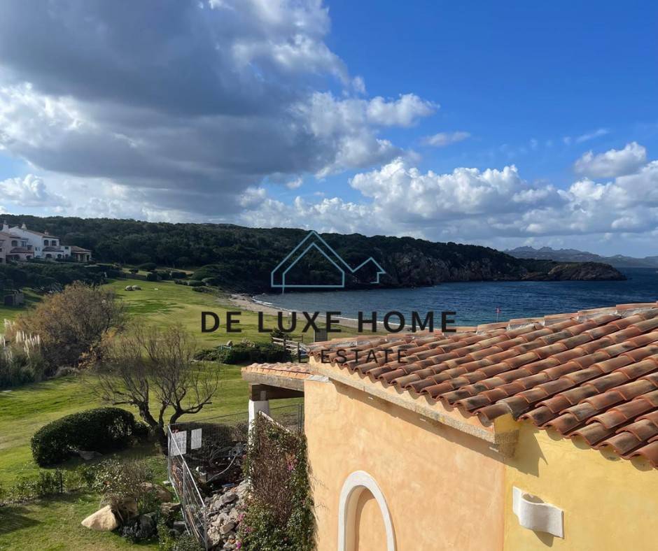 Appartamento in vendita a Arzachena