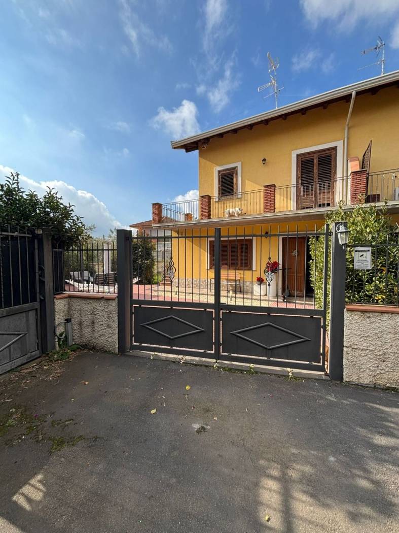 Villa in vendita a Mascalucia