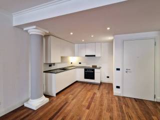 2-room flat via Giardino Giusti 7, Veronetta, Verona