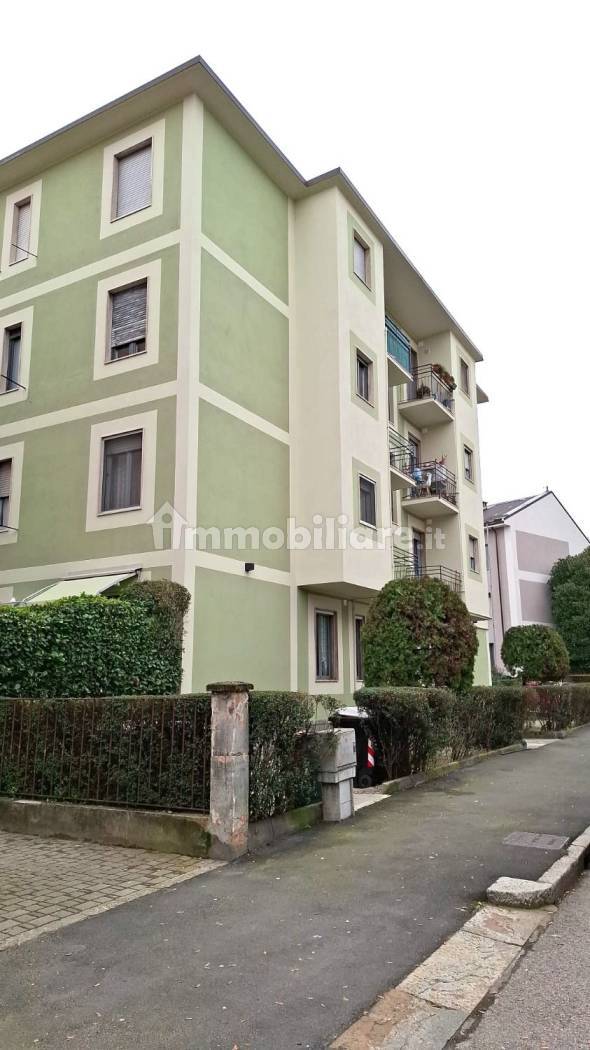 Appartamento in affitto a Novara