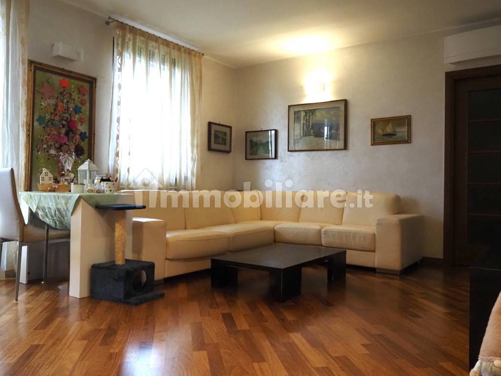 Vendita Appartamento Treviolo. Quadrilocale in via Partigiani 20 ...