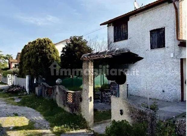 Casa indipendente in vendita a Jolanda di Savoia