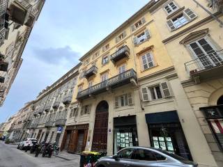 3-room flat via San Massimo 49, Via della Rocca, Turin