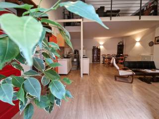 3-room flat via del Pratello, San Felice, Bologna