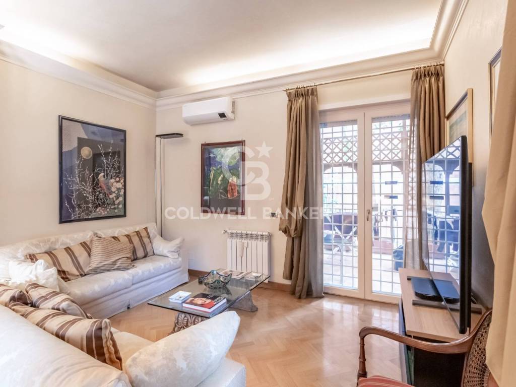 Vendita Appartamento Roma. Quadrilocale in via Cavalese. Buono stato ...